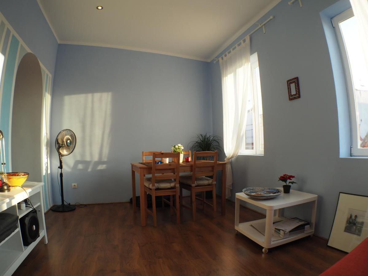Cosy Appartment W/ Terrace In The Old City Centre Malaga Zewnętrze zdjęcie